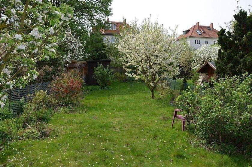 Reihenmittelhaus Süd-Ruhiglage Zehlendorf . 233 m² Wohn-Nutzfläche . PROVISIONSFREI für Käufer*in