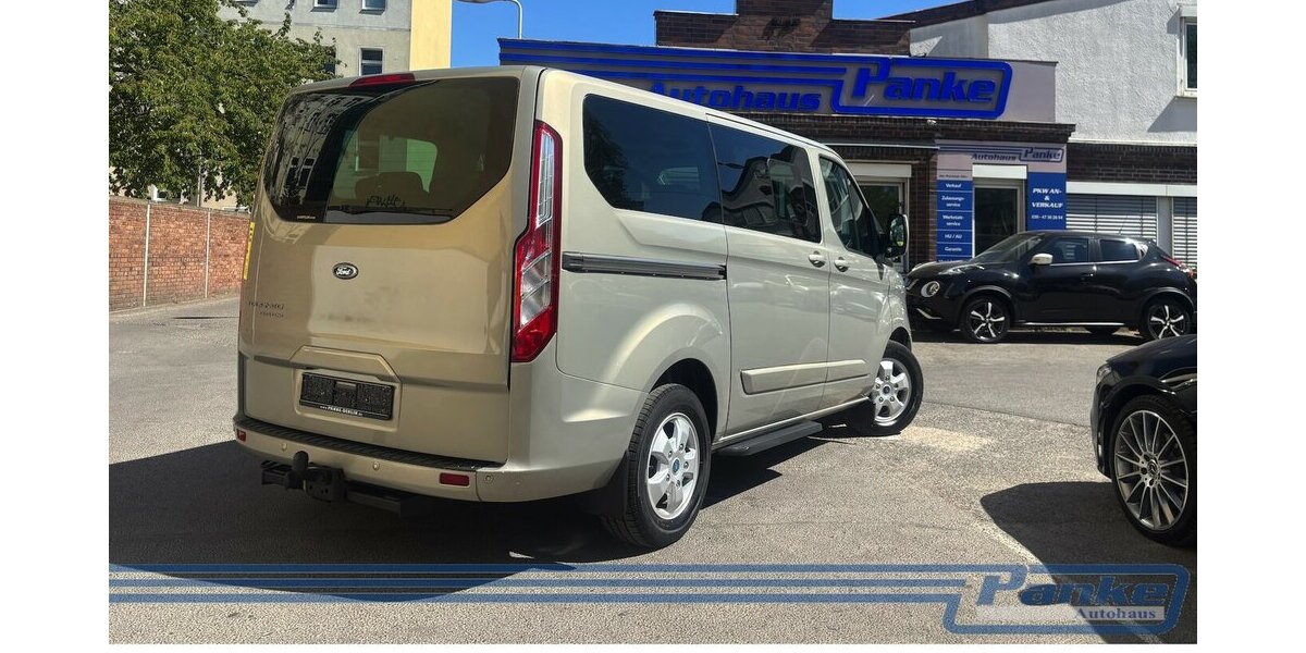 Ford Tourneo Custom 300 L1 Titanium*8Sitz*AHK*SHZ*NAV 100.000 km 18.990 &euro; Berlin 13187