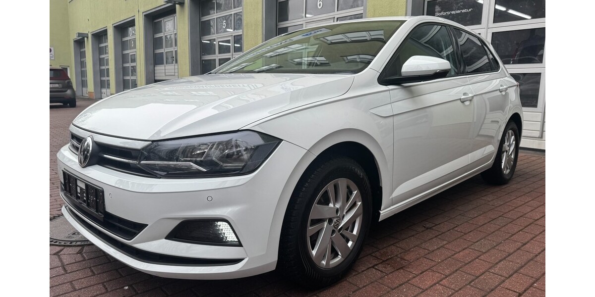 VW Polo 56.541 km 10.990 &euro; Berlin 10178