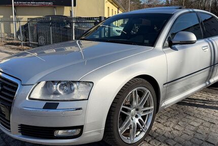 Audi A8 148.000 km 8.990 &euro; Berlin - Tempelhof 12107
