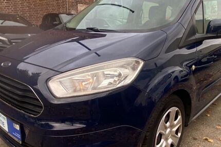 Ford Tourneo Courier 71.000 km 8.990 € Berlin-Lichtenberg 10365