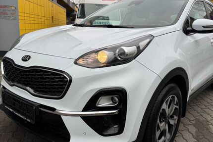 Kia Sportage 190.000 km 12.399 € Berlin 13055