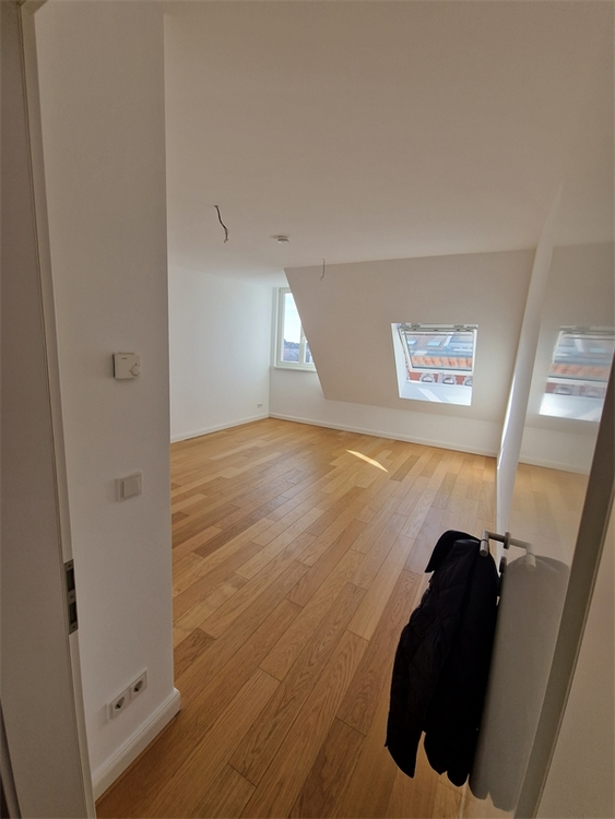 Wohnung zum Mieten in Berlin 2.100 € 82.76 m²