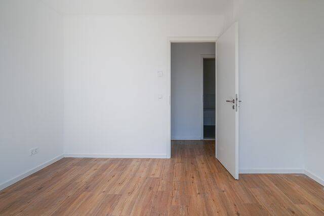 Etagenwohnung Berlin Siemensstadt - 4 Zimmer, 109 m&sup2;, 1.765&euro; | Angebot:26914346