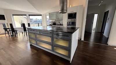 LICHTDURCHFLUTET, SOFORT BEZUGSFREI MIT TERRASSE - Dachgeschoßwohnung Berlin-Tiergarten Tiergarten | Angebot:27231550