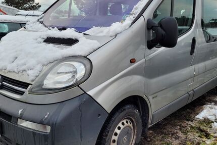 Opel Vivaro 253.424 km 6.470 &euro; Berlin - Französische Buchholz 13127