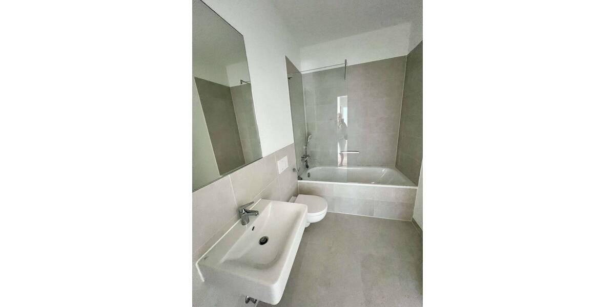 Etagenwohnung Berlin Spandau - 4 Zimmer, 95 m&sup2;, 2.110&euro; | Angebot:26930143