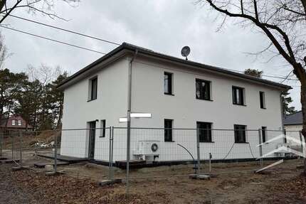 Haus Trebbin - 4 Zimmer, 130 m&sup2;, 1.950&euro; | Angebot:25251801