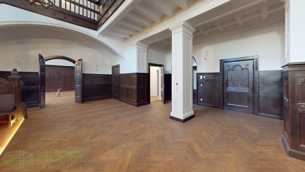 Schloss Siethen - Repräsentative Büro-, Kanzlei- oder Praxisräume in Seenähe 4 zimmer