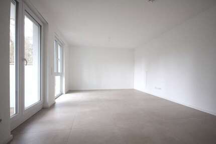 Wohnung Falkensee Falkenhagen - 2 Zimmer, 81 m&sup2;, 1.195&euro; | Angebot:26259325