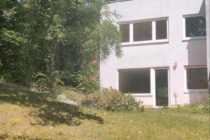 Haus Berlin Reinickendorf - 5 Zimmer, 150 m&sup2;, 2.300&euro; | Angebot:27600710
