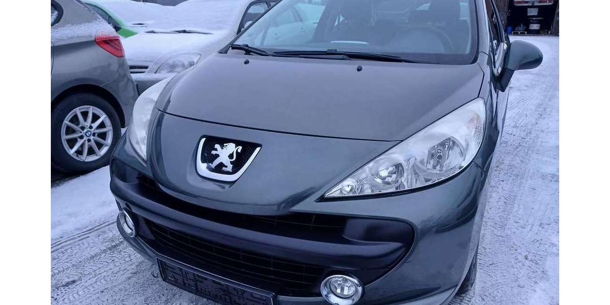 Peugeot 207 140.000 km 1.999 &euro; Berlin 13597