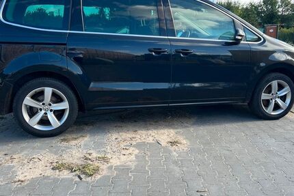 VW Sharan 393.300 km 5.500 &euro; Berlin 12057