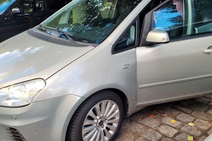 Ford C-Max 190.000 km 4.999 € Berlin 12459