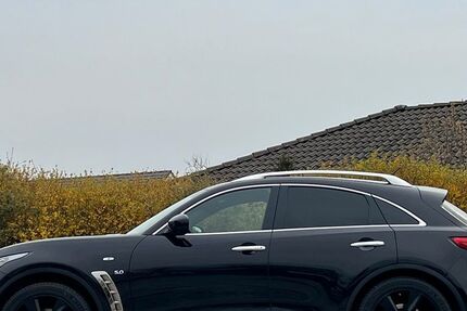 INFINITI QX70 107.000 km 18.990 &euro; Ludwigsfelde( bei Berlin) 14974