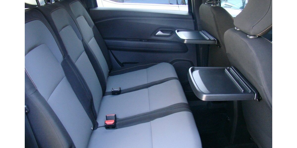 Dacia Jogger 1.6 Hybrid 140 Extreme Tempomat AHK Kamera 40.237 km 19.980 &euro; Falkensee 14612