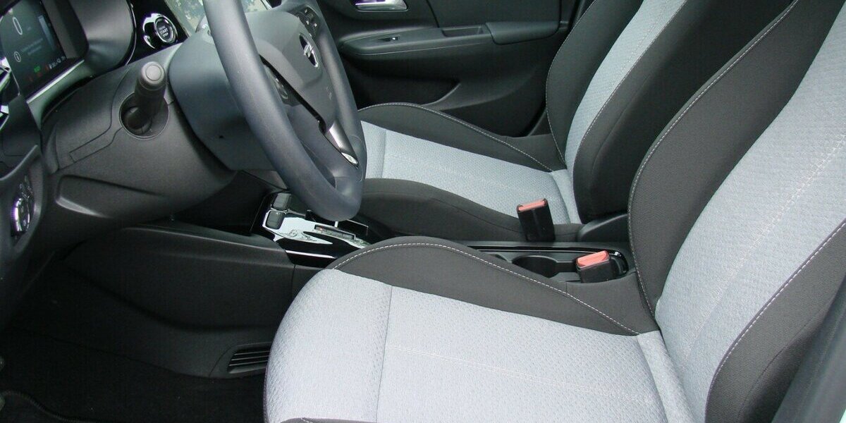 Opel Corsa-e e Edition Long Range Totwinkel Volldigital 1.999 km 24.980 &euro; Falkensee 14612