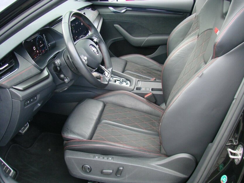 Skoda Octavia 2.0TSi RS Plus ACC Pano Canton Kamera 54.000 km 32.980 € Falkensee 14612