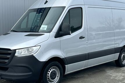 Mercedes-Benz Sprinter 37.304 km 29.899 &euro; Berlin 13055