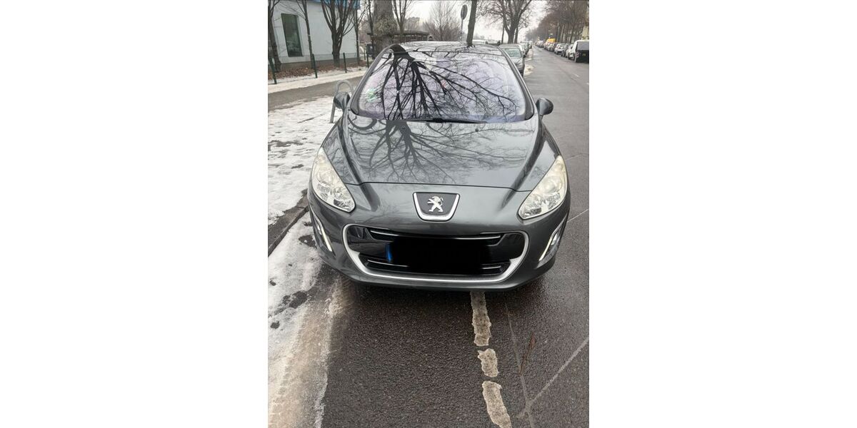 Peugeot 308 85.000 km 7.500 &euro; Berlin 10827