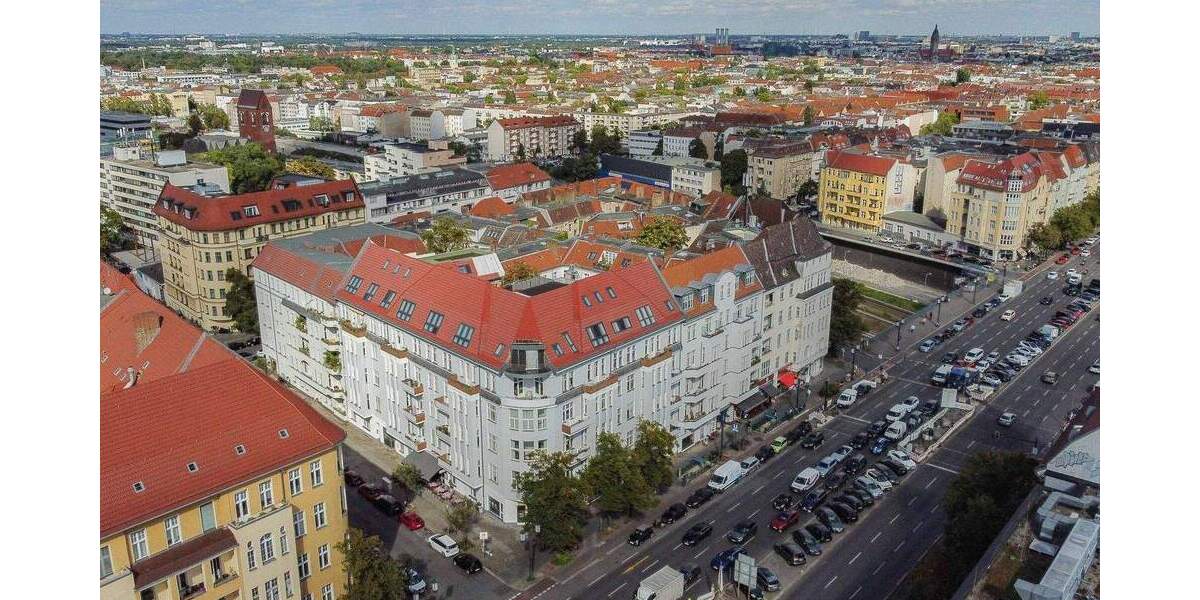 Stilvolle 4-Zimmer-Erdgeschosswohnung mit Gartenfläche im Herzen Berlins (2019 modernisiert) 4 zimmer