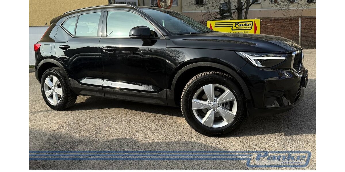 Volvo XC40 Essential 2WD 8G*LED*Virtuall*PDC*BT*Tempo* 15.156 km 26.990 &euro; Berlin 13187