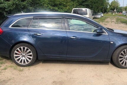 Opel Insignia 270.000 km 4.000 € Berlin 10178