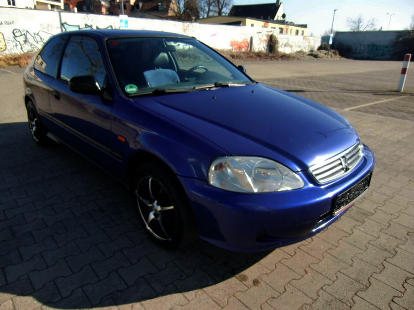 Honda Civic 194.704 km 1.750 € Brandenburg 14776
