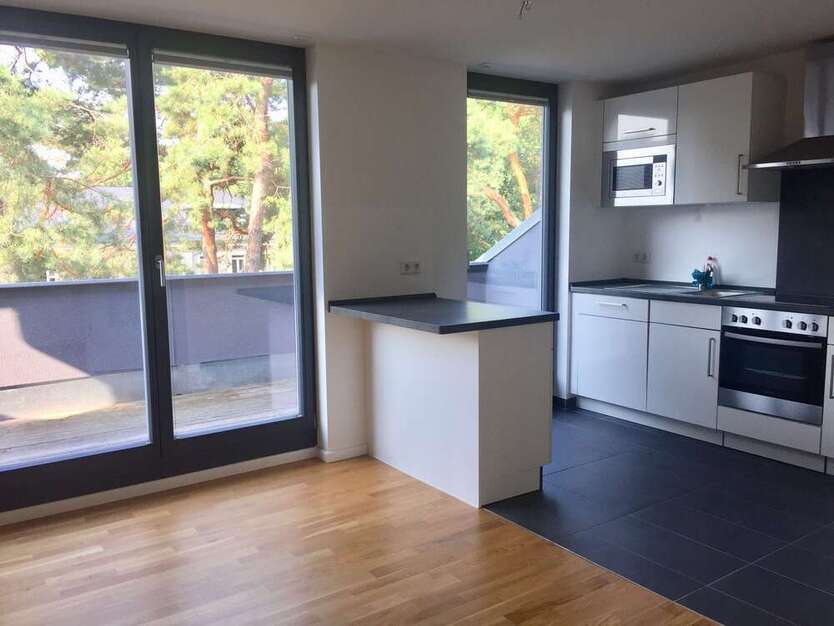 Wohnung zum Mieten in Berlin 1.418,82 € 83.46 m²