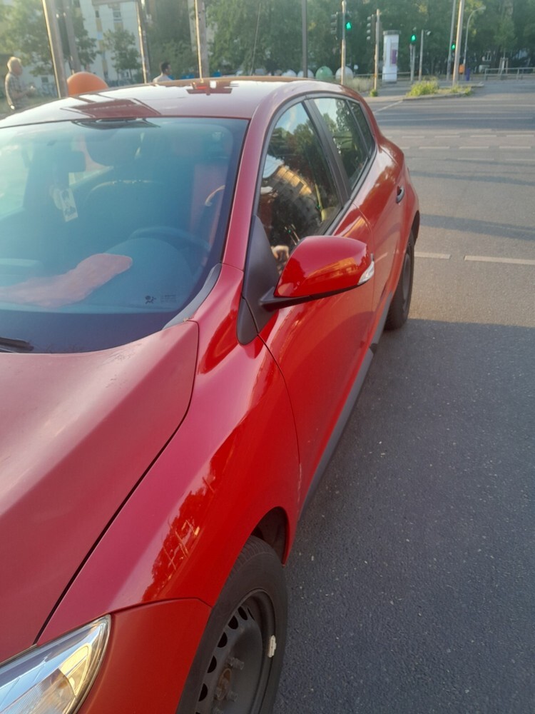 Renault Megane 54.500 km 4.950 € Berlin 10178