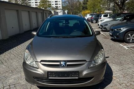 Peugeot 307 152.300 km 1.400 &euro; Berlin 12349