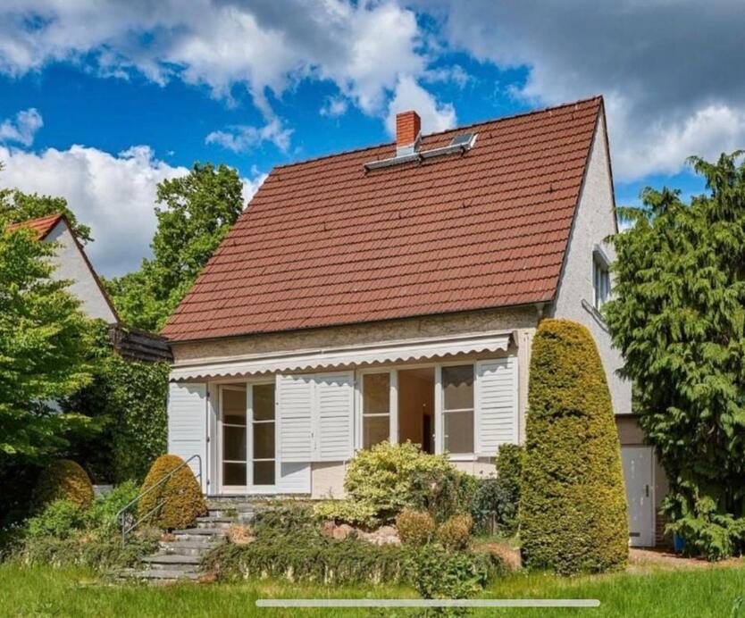 Charmante Doppelhaushälfte,exquisite Ausstattung,komplett saniert