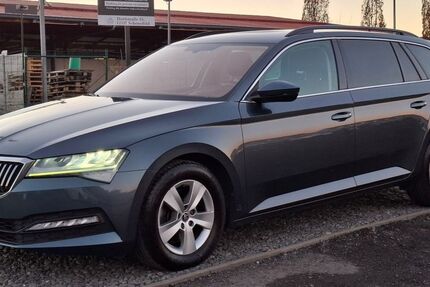 Skoda Superb 101.500 km 17.990 &euro; Berlin 15831