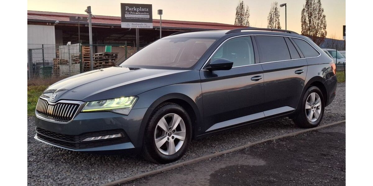 Skoda Superb 101.500 km 17.990 &euro; Berlin 15831