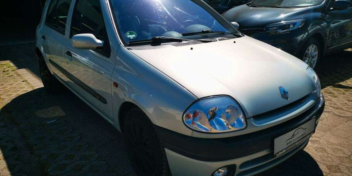 Renault Clio 128.436 km 2.999 &euro; Teltow 14513