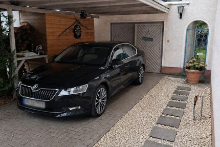 Skoda Superb 99.659 km 15.900 &euro; Kleinmachnow 14532