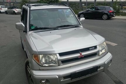 Mitsubishi Pajero 137.000 km 1.950 &euro; Berlin 13599
