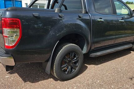 Ford Ranger 178.000 km 21.000 € Stahnsdorf 14532