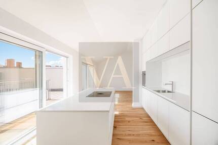 Modernes Penthouse mit Dachterrasse im historischen Kreuzberg 4 zimmer