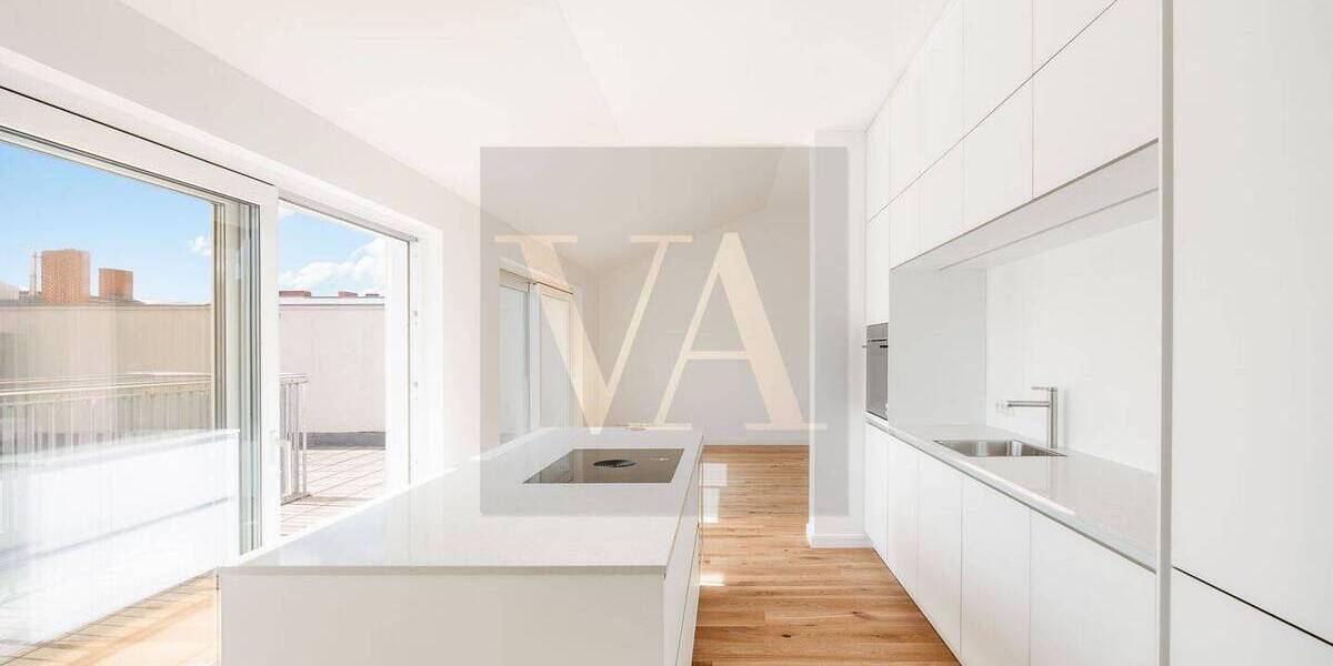 Modernes Penthouse mit Dachterrasse im historischen Kreuzberg 4 zimmer