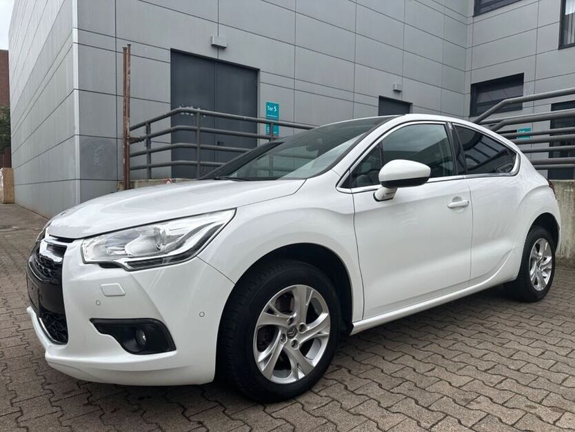 DS4