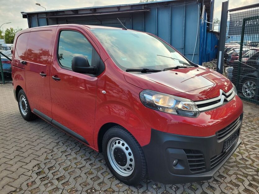 Citroen Jumpy 156.200 km 10.900 € Berlin 12277