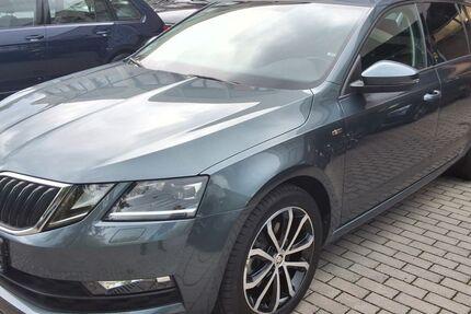 Skoda Octavia 56.000 km 21.700 € Berlin 13599