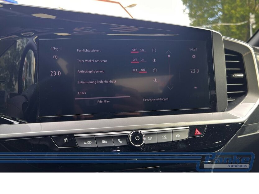 Opel Mokka 1.2 Ultimate*LED*NAV*ACC*360°*TotWinkel* 8.839 km 18.990 € Berlin 13187