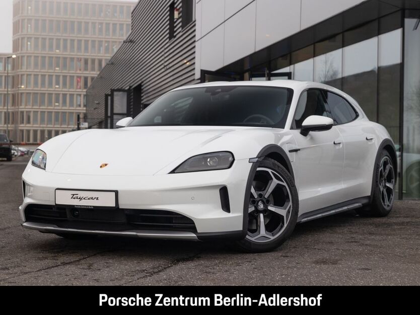 Porsche Taycan 3.900 km 106.590 € Berlin 12487