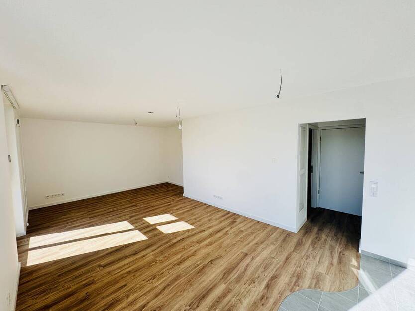 Helle NeubauWohnung mit modernem Komfort in Berlin-Schöneberg