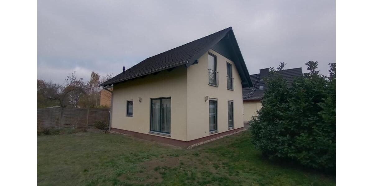 Etagenwohnung Potsdam Drewitz - 3 Zimmer, 112 m&sup2;, 2.050&euro; | Angebot:25300861