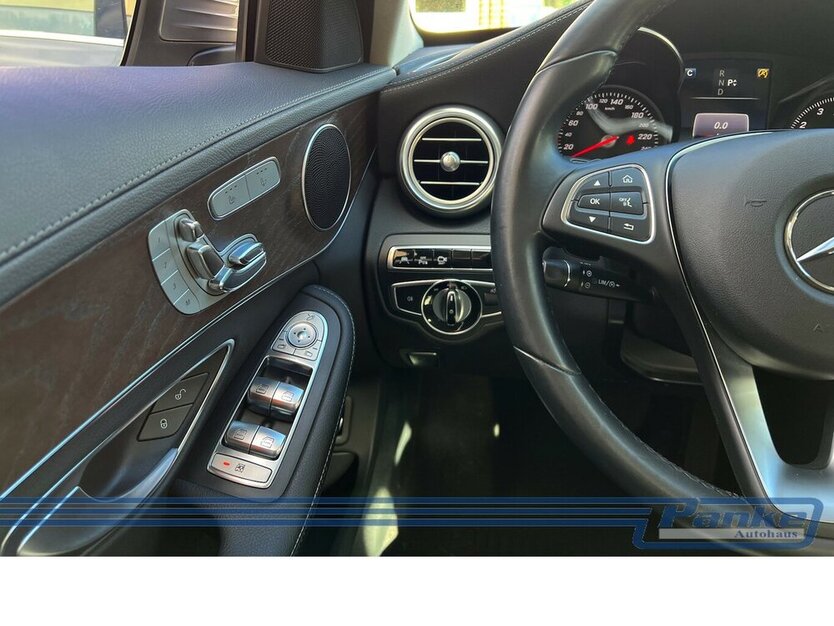 Mercedes-Benz C 250 C -Klasse*LED*Navi*R+F-Cam*Leder*Belüftete 87.057 km 17.990 € Berlin 13187