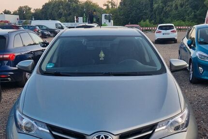 Toyota Auris 165.000 km 7.500 &euro; Berlin 13599
