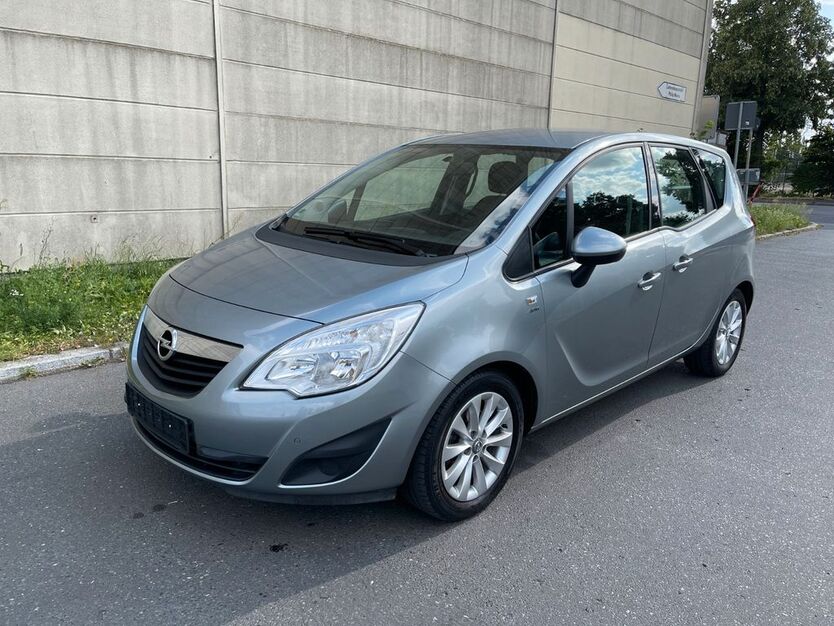 Opel Meriva 90.000 km 4.999 € Berlin 12057